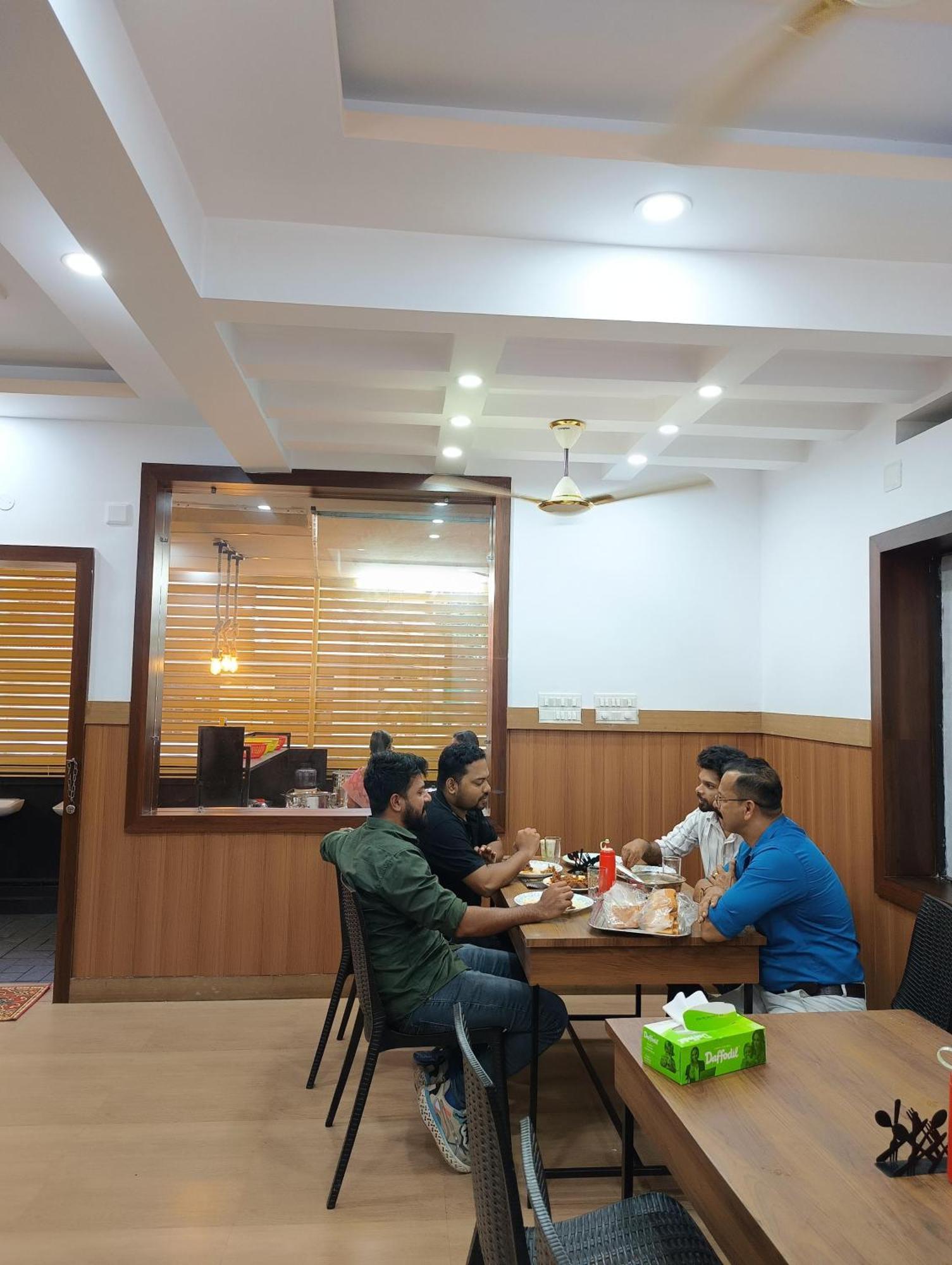 Blue Bell Cochin Airport Hotel Nedumbassery Exterior photo